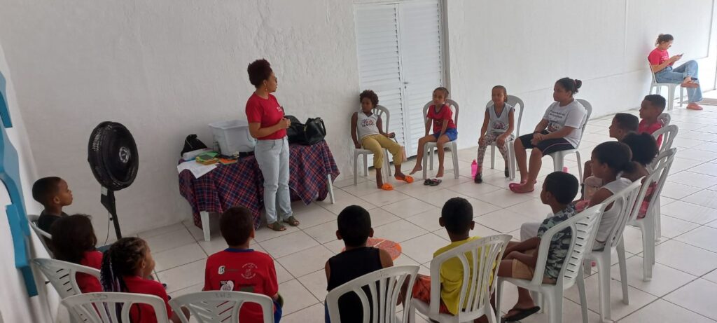 Levando informação para crianças e adolescentes, Teia de Proteção retoma aulas no Pina