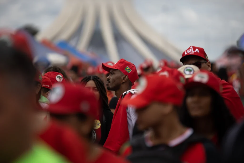 Sem anistia: Acompanhe posicionamentos a favor da democracia