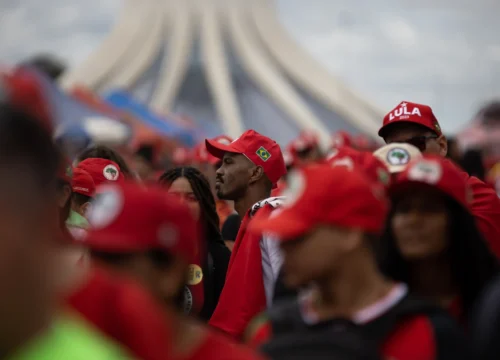 Sem anistia: Acompanhe posicionamentos a favor da democracia