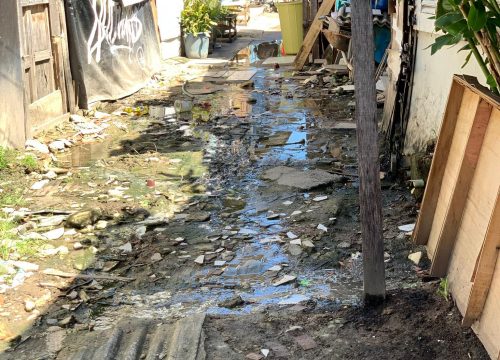 Em missão, movimentos sociais denunciam violação do direito à água e saneamento básico na Região Metropolitana do Recife